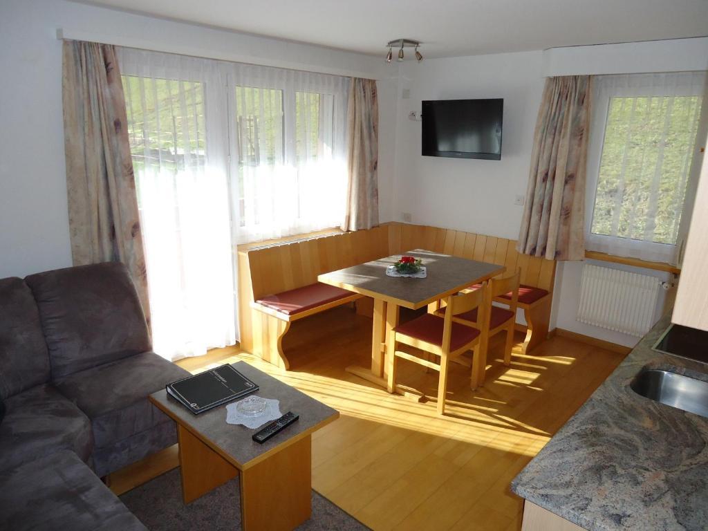 Haus Orion Apartment ซาสฟี ห้อง รูปภาพ